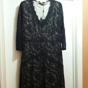 Black Lace Maxi Dress with V-Neck